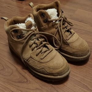 Ugg Highland Hi Heritage Kids Boots Size 3